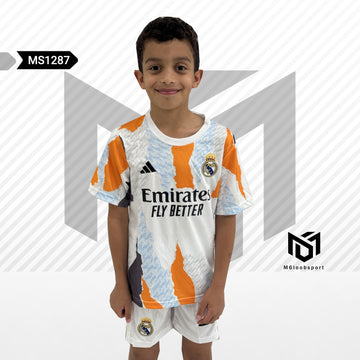 Real Madrid 24/25 Kids Pre-Match Kit