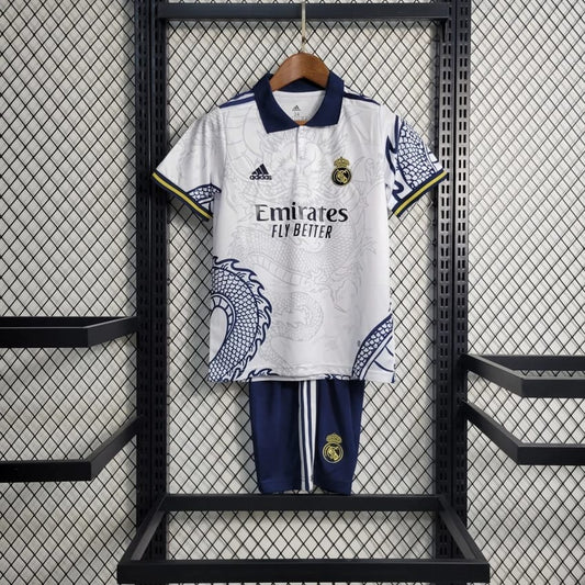 Real Madrid 23/24 Kids Set (T-shirt + shorts)